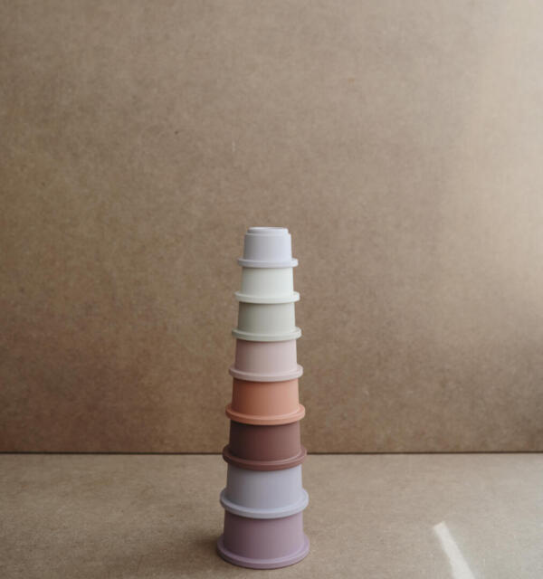 Stacking cups, stapel bekers
